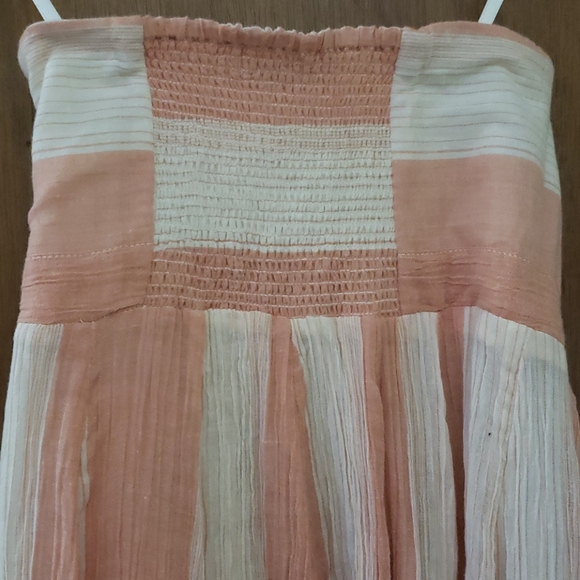 UO Kimchi Blue Strapless Dress - Picture 4 of 4